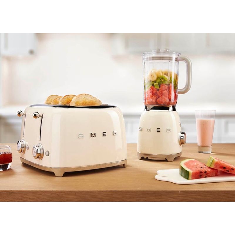 Petit électroménager SMEG pour la cuisine